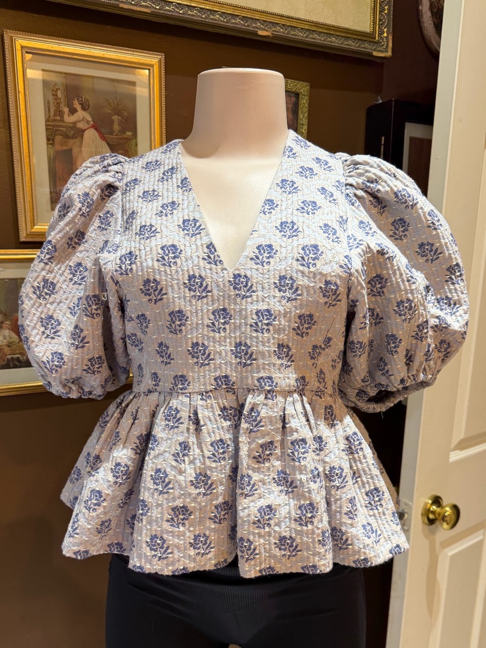 HUNTER BELL Blue Floral Puff-Sleeve Peplum Top
